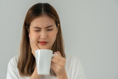Can i drink coffee after tooth extraction